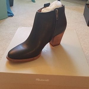 Brand new in box Madewell Billie boots 7